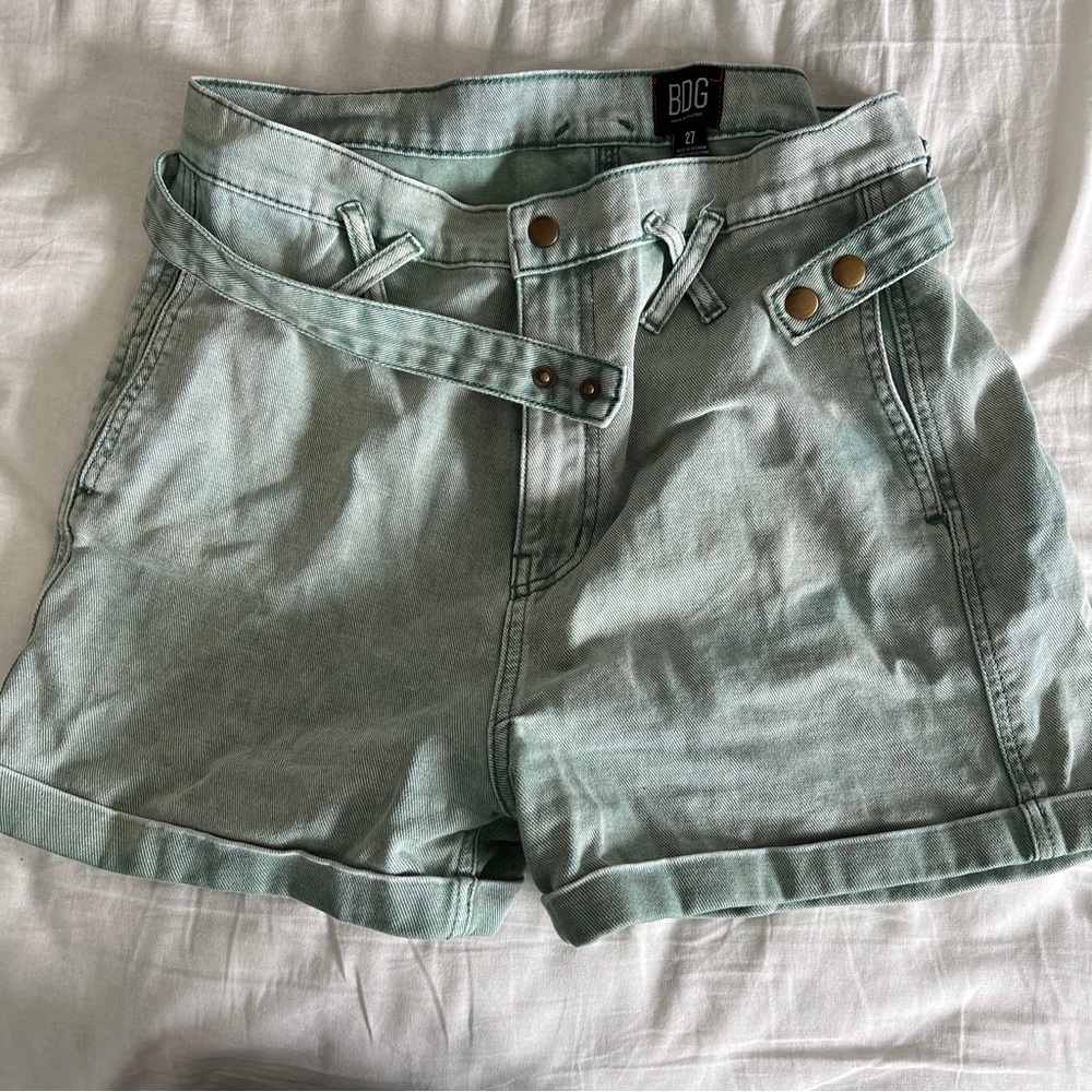 BDG high rise green shorts